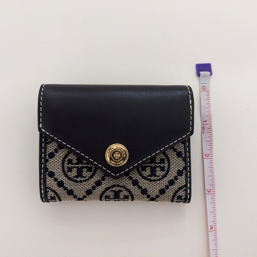 Tory Burch Black and Cream Wallet - Picture 8 of 14